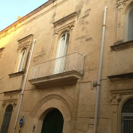 Hotel Palazzo Martirano 3*
